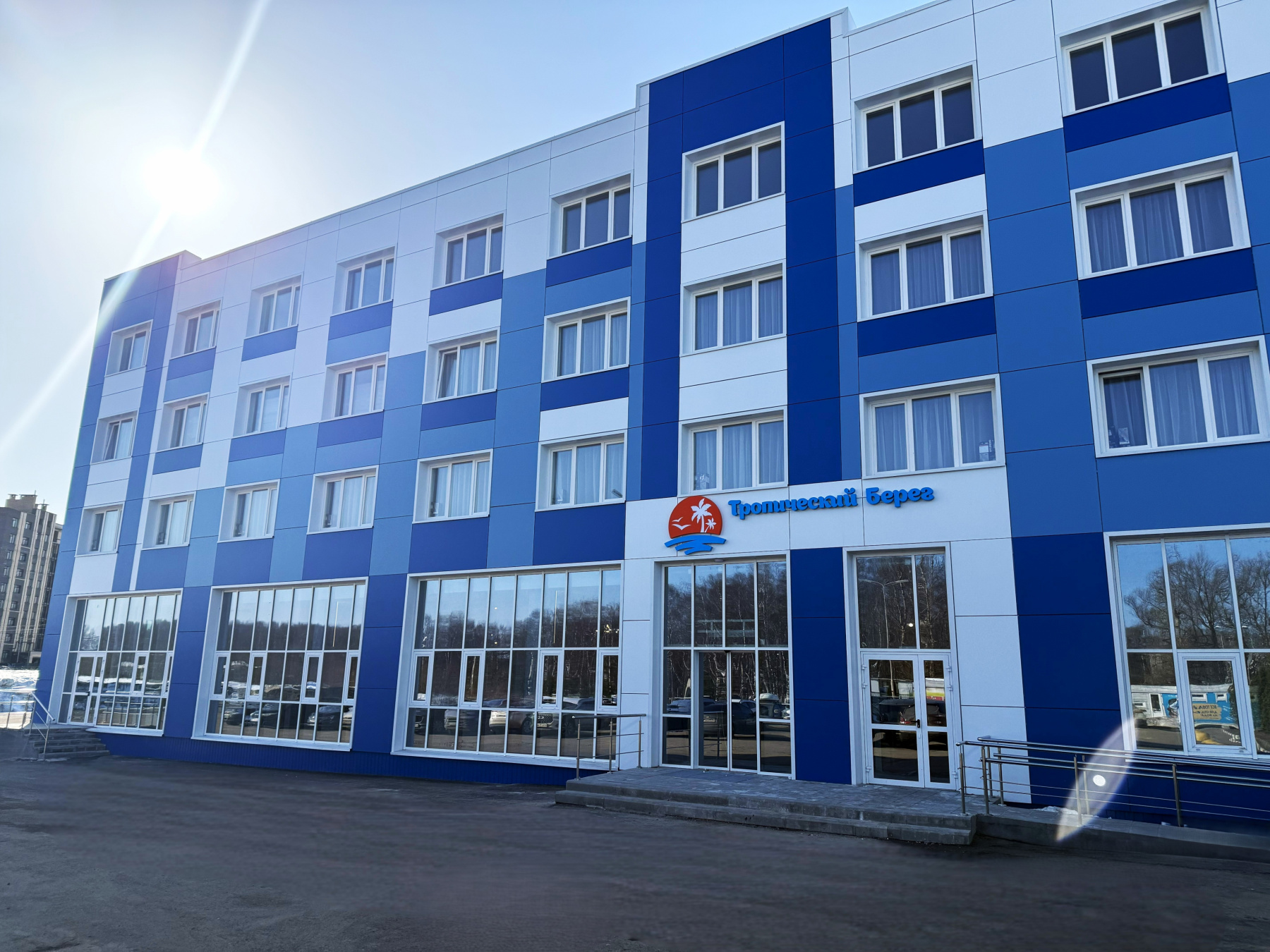 Отель Тропический берег в Ярославле