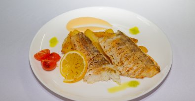 FAMILY RESTAURANT